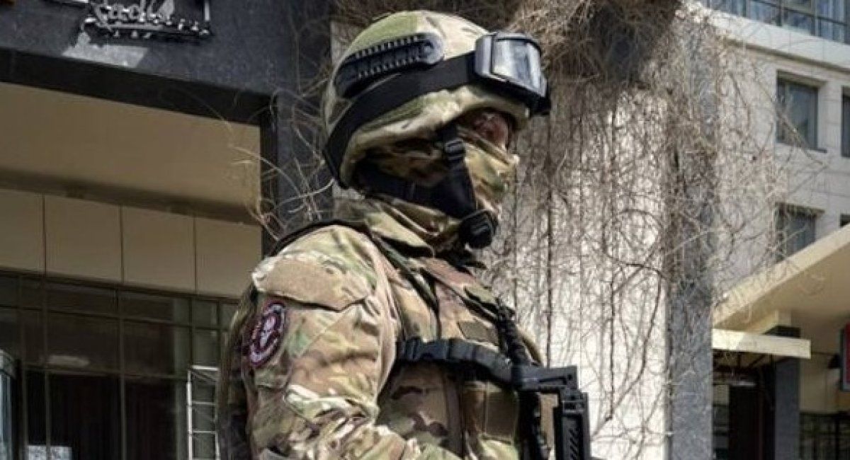 Росія стягує додаткові міни та вибухівки на ЗАЕС, – ГУР