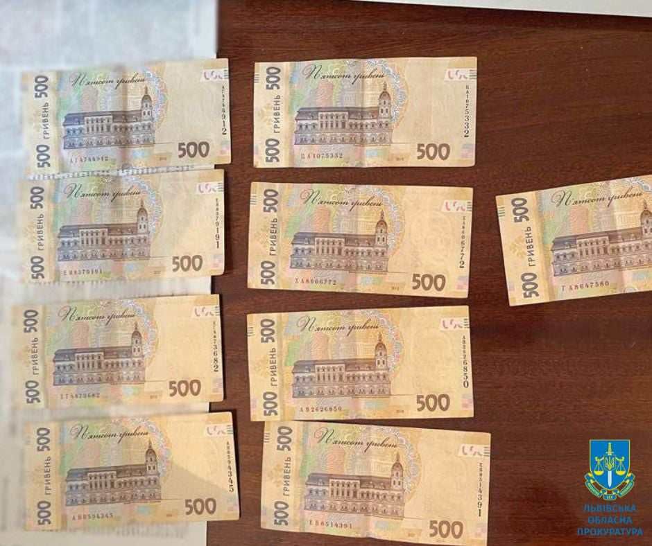 Сесія за гроші: у львівському  університеті затримано викладачів-хабарників