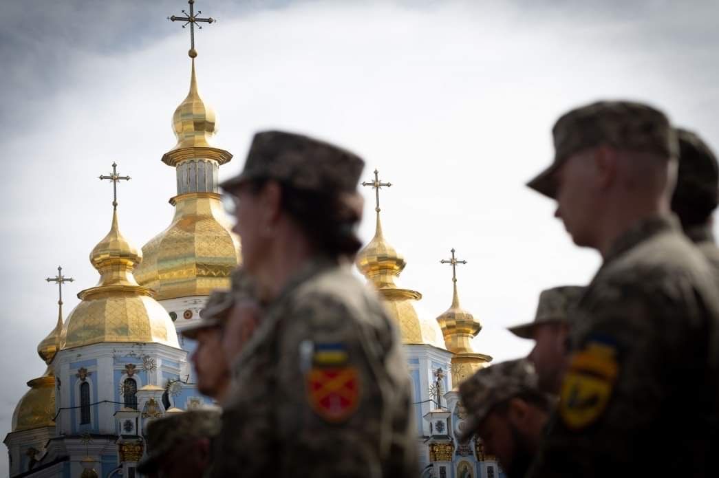 Шарль Мішель та Роберта Мецола привітали українців з Днем Державності