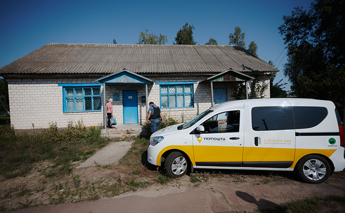 Укрпошта проти українців: як Смілянський знищує друковані видання і доступ до них селян