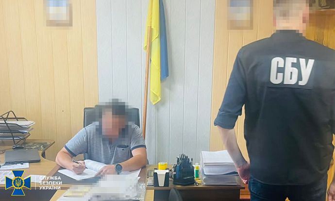 У Миргороді знімали з військового обліку за $6 тисяч