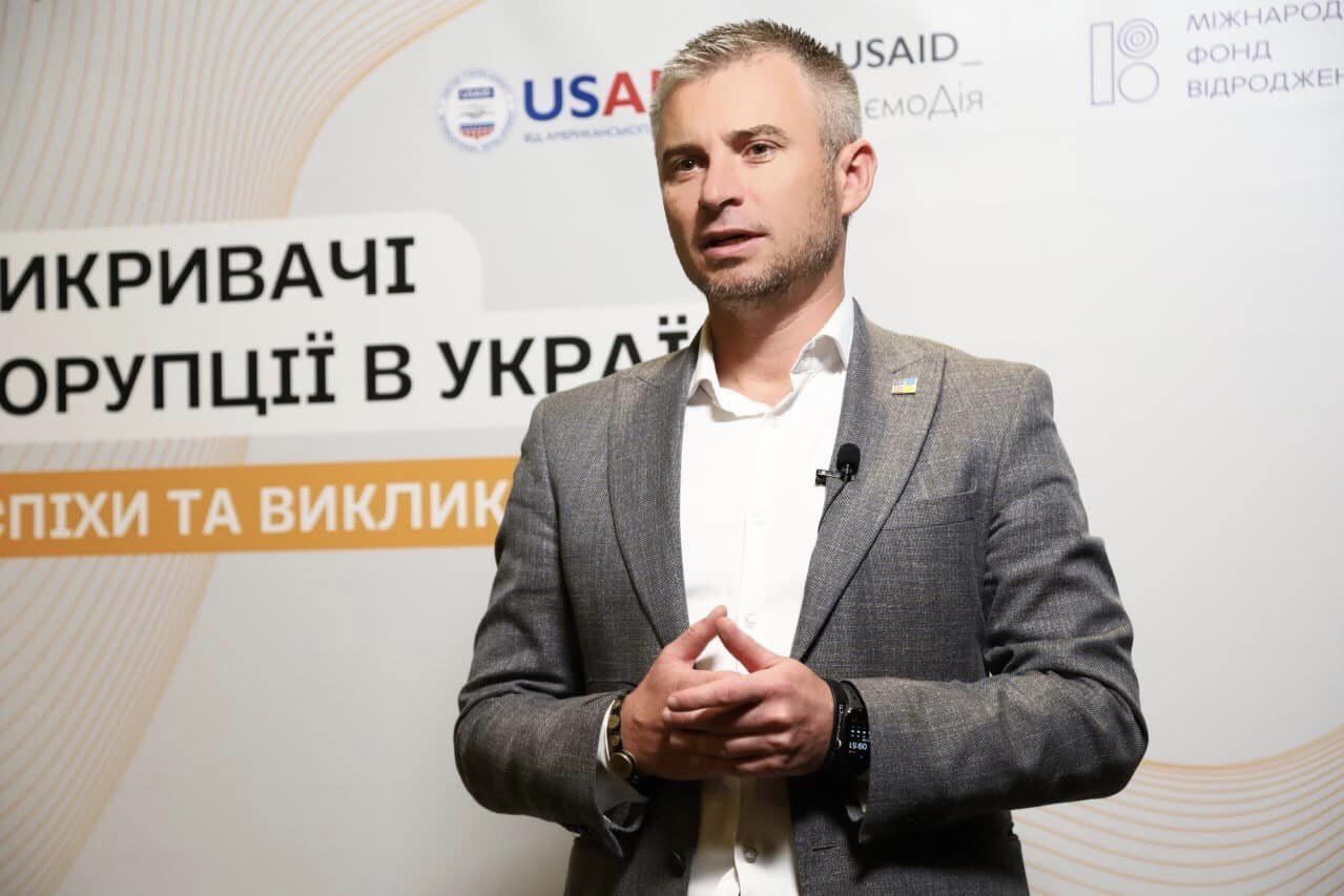 НАЗК моніторить спосіб життя 135 військкомів
