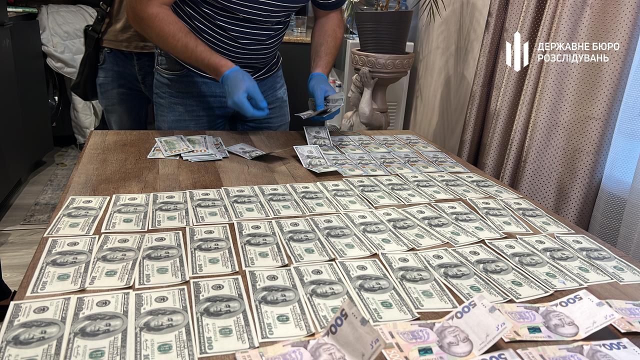 У психлікарні на Миколаївщині викрито масштабно-прибуткову схему заробітку на ухилянтах - ДБР, фото