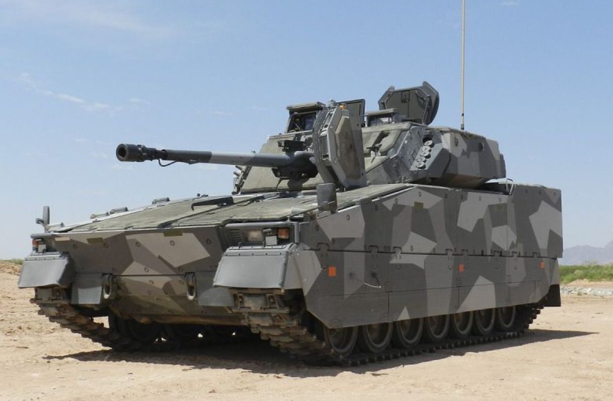 Україна та Швеція домовилися про виробництво та ремонт БМП CV-90