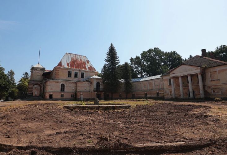 На Львівщині відновлять занедбаний палац Жевуських-Лянцкоронських