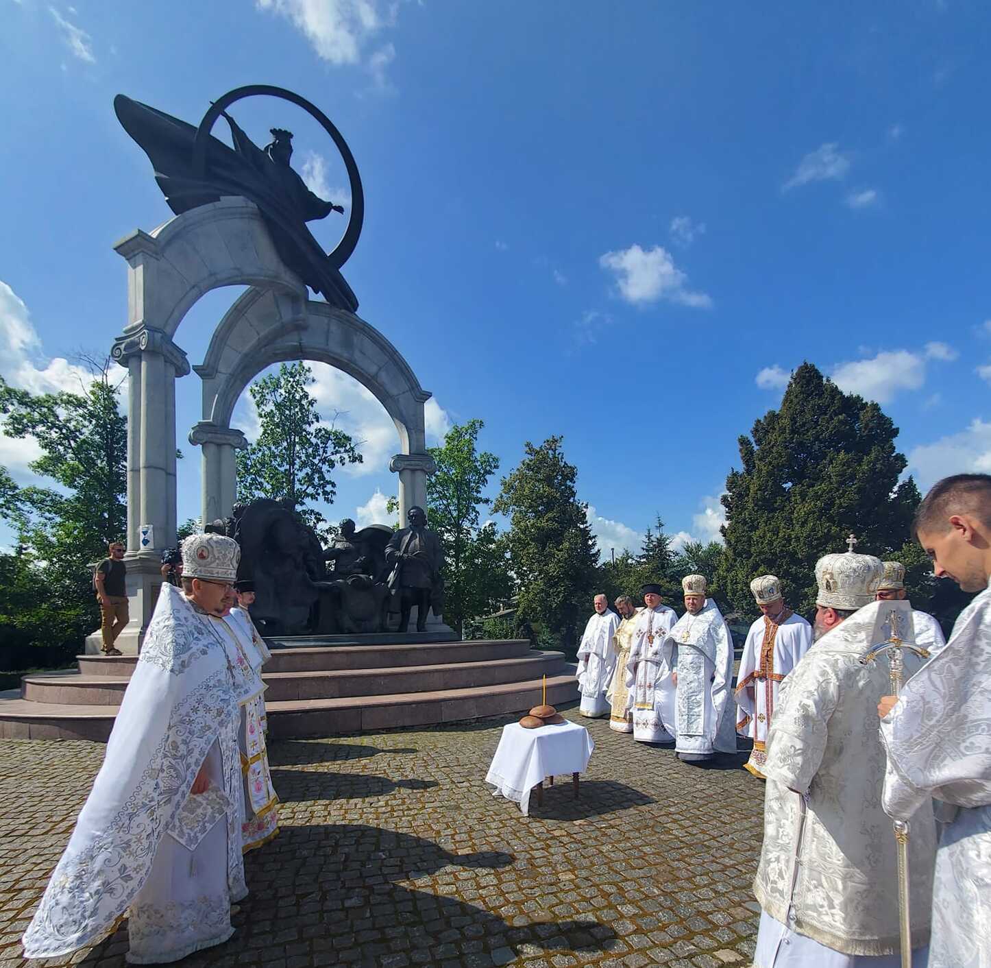 Во славу України: у Батурині прозвучала молитва за перемогу над російськими нападниками