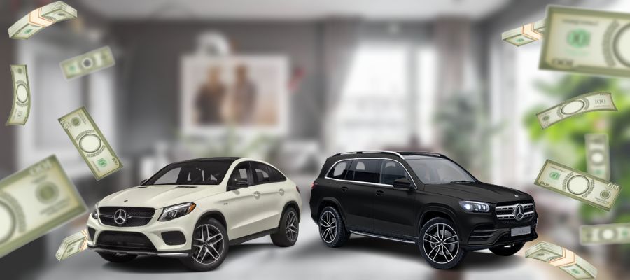 Теща військкома придбала і продала два авто Mercedes-Benz.