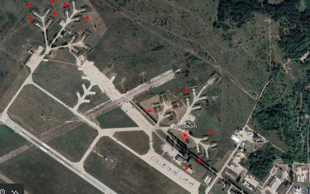 Аеродром у Курську на мапі.