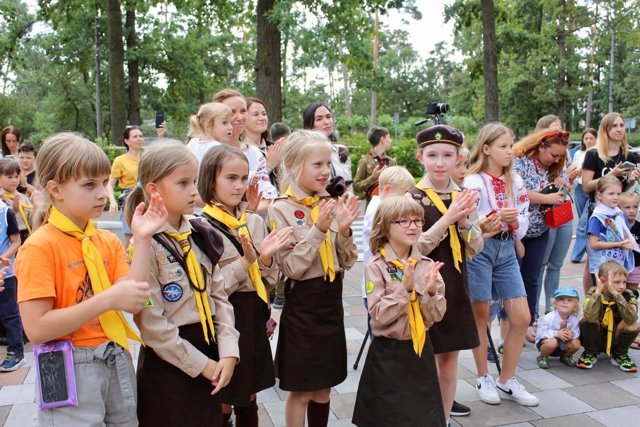 У Бучі шевченківський лауреат Максим Бережнюк провів концерт-практикум для дітей