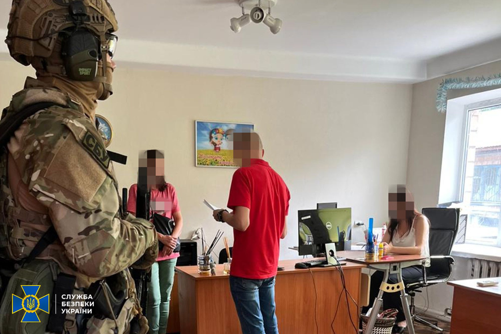 «Косили» за $11 тис: у Києві викрито лікарів та співробітників ТЦК на корупційній схемі