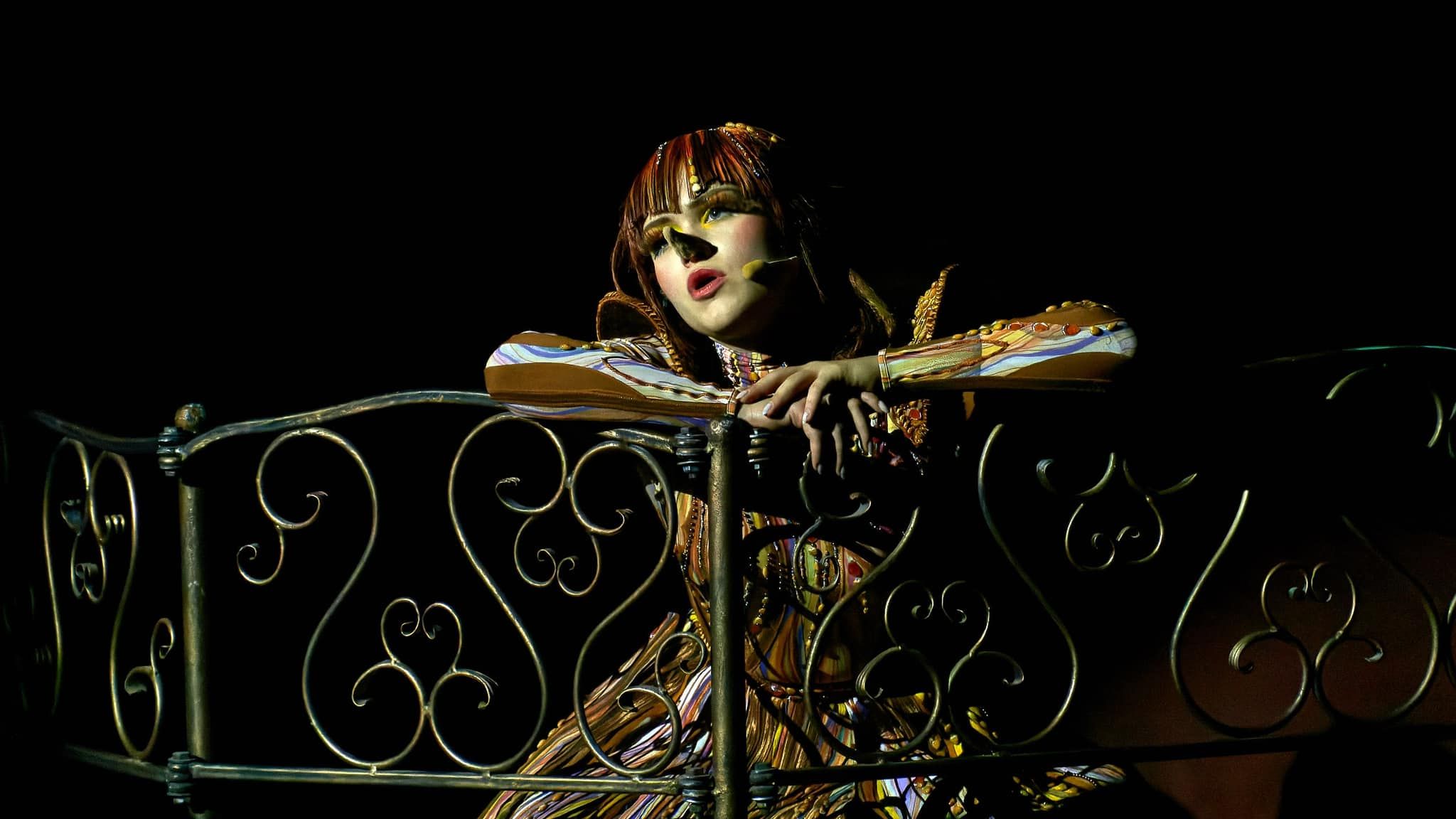 «Піноккія» — бродвейське дійство у Київській опері на Подолі:  з драматургічною інтригою, яскравою музикою, запальними танцями,  цікавими сценографією і костюмами.
