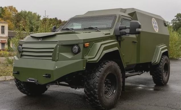 Автомобіль відповідає стандартам НАТО і призначений для евакуації поранених з полю бою