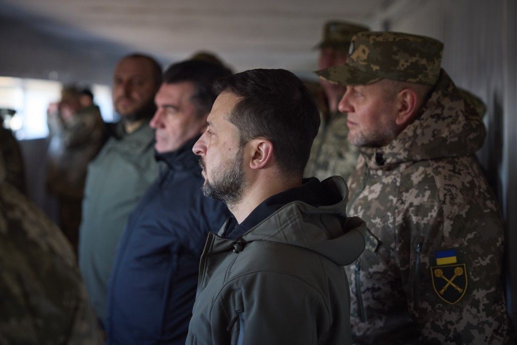 У Зеленського критикують Залужного за озвучені 5 кроків для перелому у війні