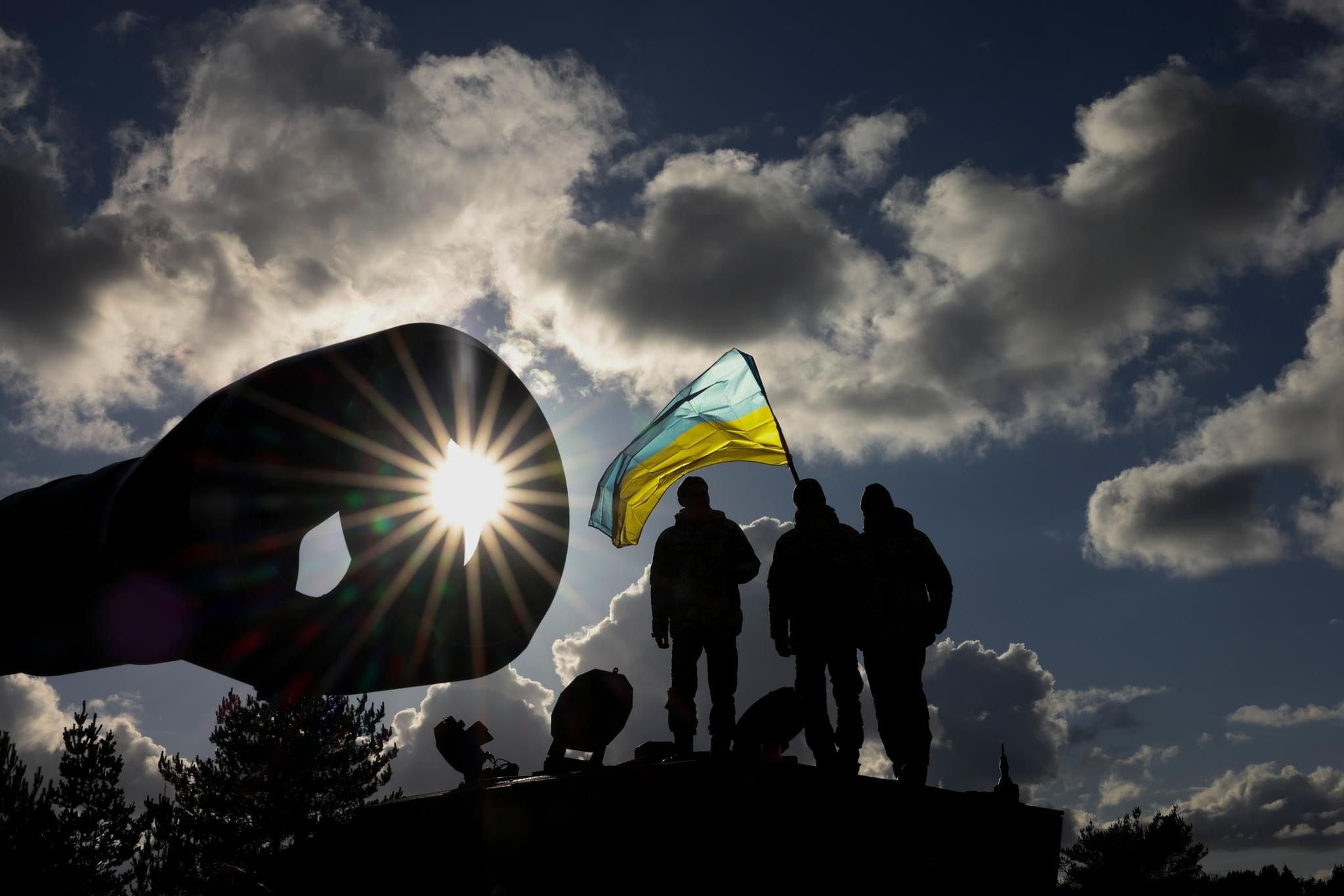 Українські Збройні сили зупинили рух ворога по дорозі до Нової Каховки