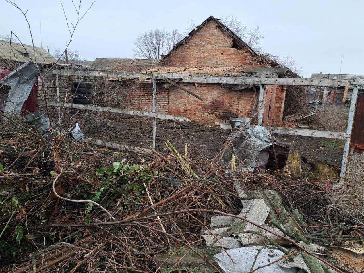 Рашисти вгатили по Нікополю, загинули дві жінки, фото