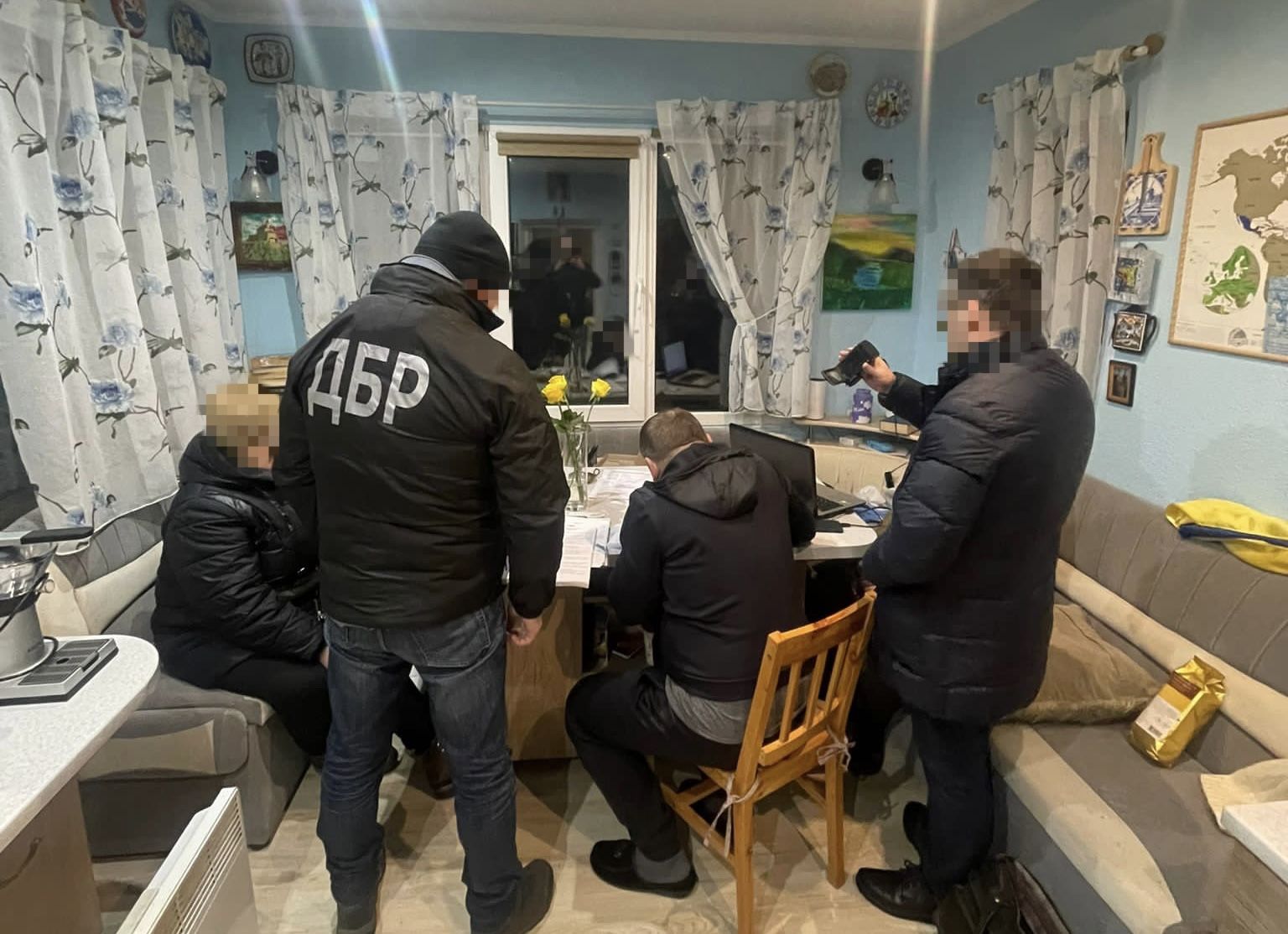 Розтрати на мільярд: експосадовцям Міноборони повідомлено про нові підозри за бронежилети