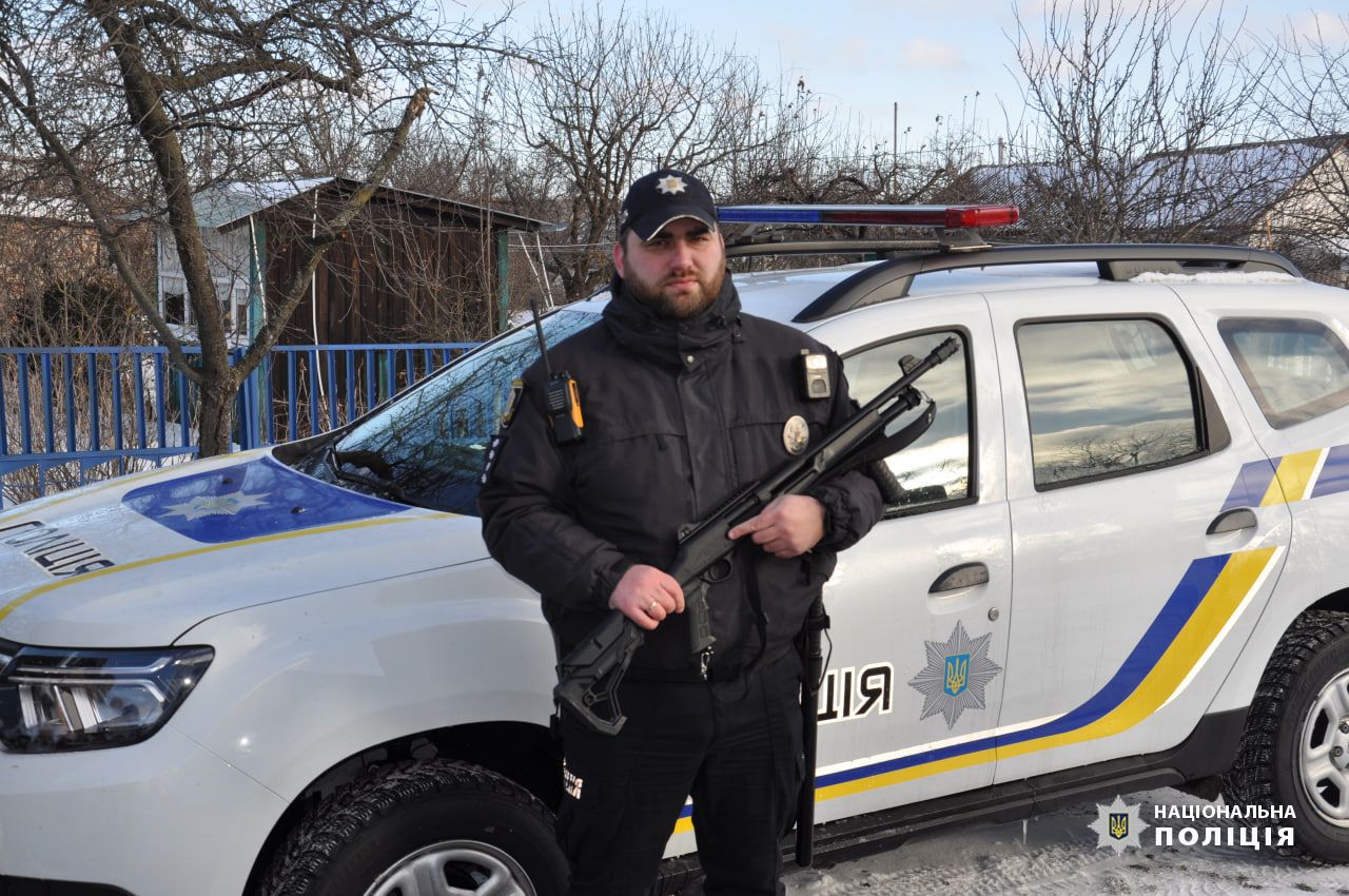 Капітан поліції Дмитро Міщенко допомагатиме жителям  Балаклеївської громади на авто Renault Duster.
