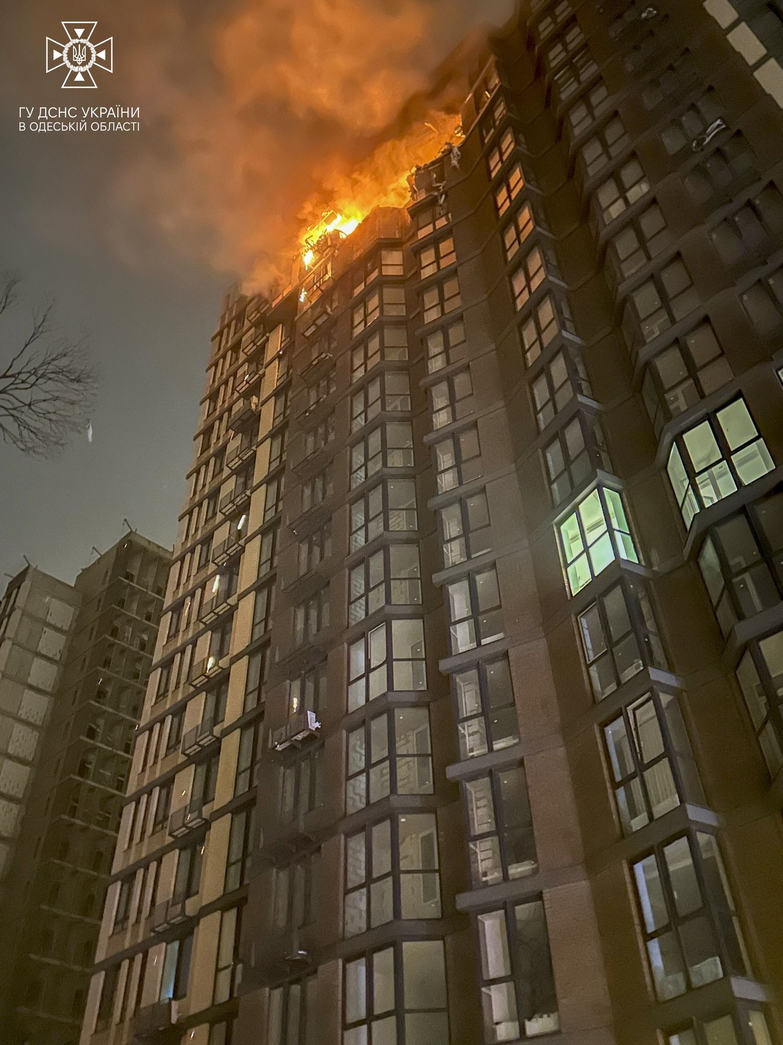 Нічна двохвилевова атака дронів: найбільше дісталося Одесі, фото