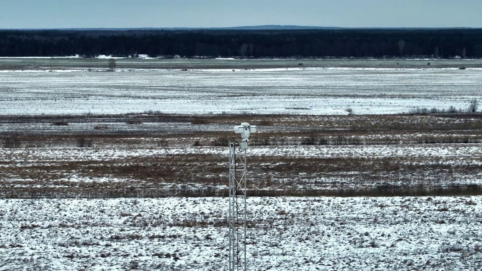 На північних кордонах прикордонники встановлюють камери відеоспостереження