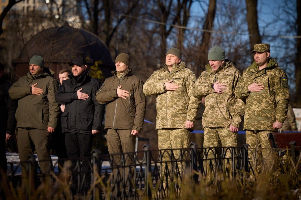 Справедлива мобілізація: Зеленський пропонує е-повістки, а не папірці на вулицях