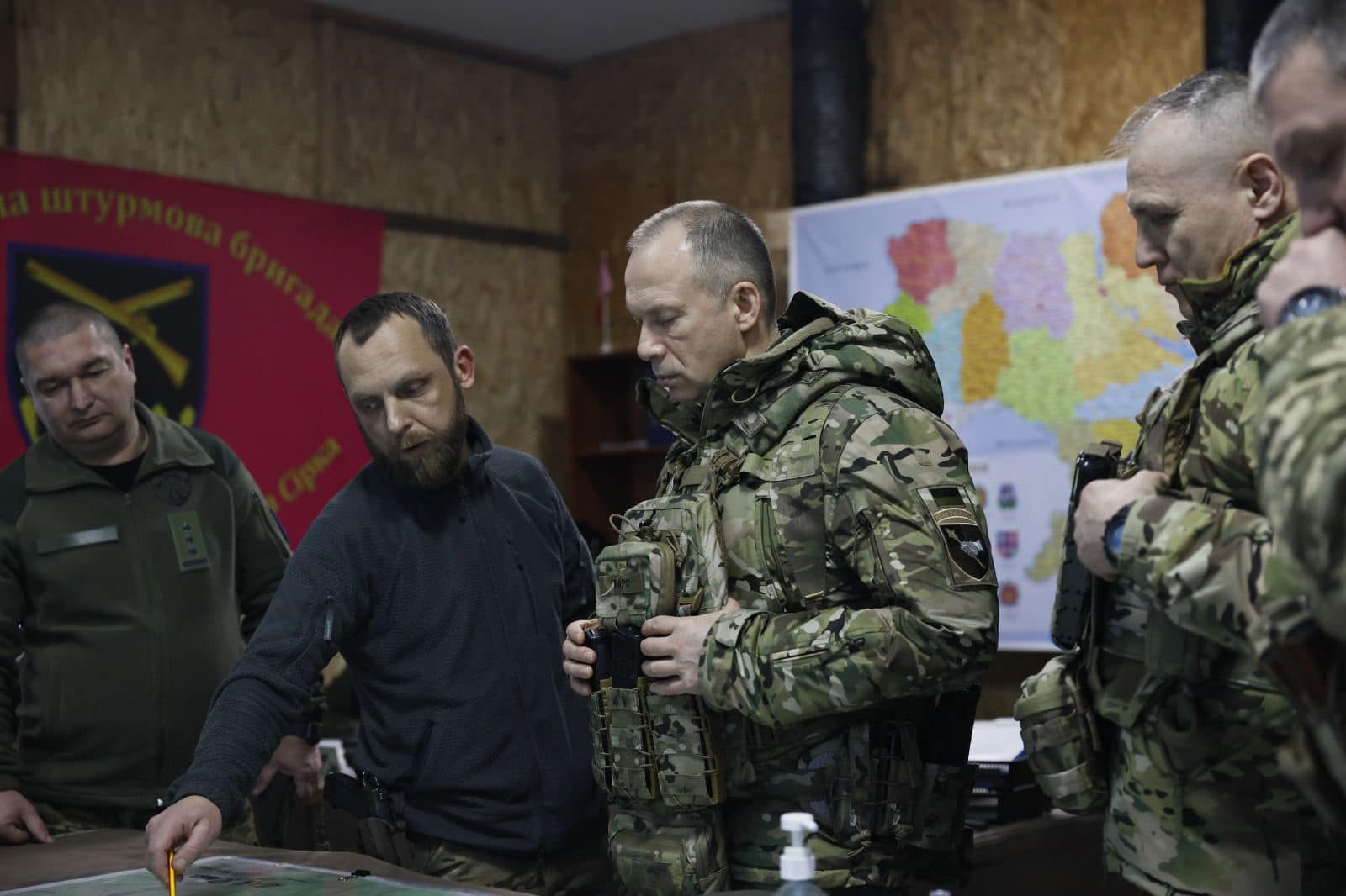 Генерал Сирський відвідав військові частини та підрозділи на Бахмутському напрямку