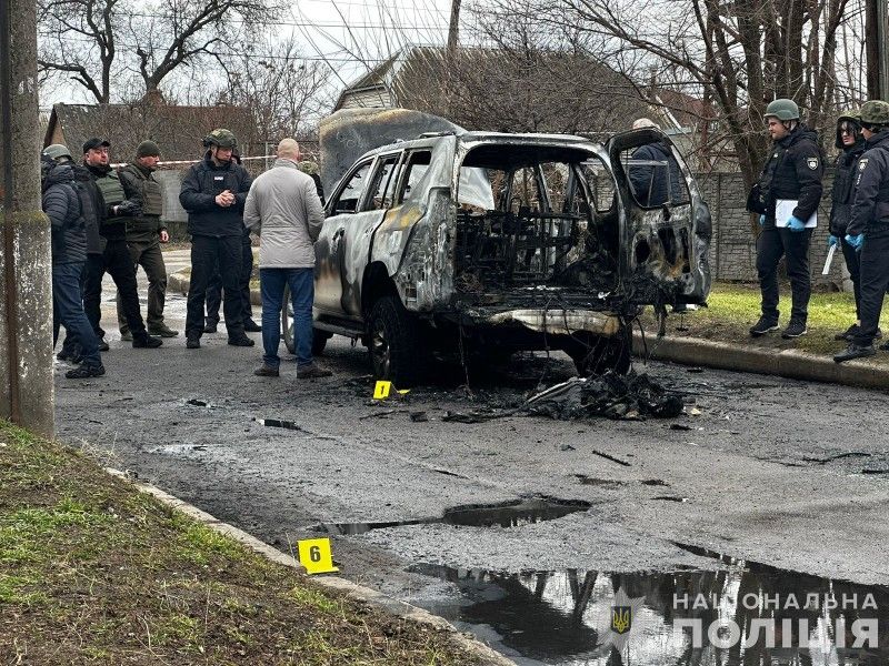 Кілер у Нікополі розстріляв авто заступника мера