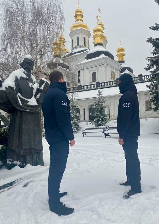 У Києво-Печерській лаврі СБУ проводить обшуки