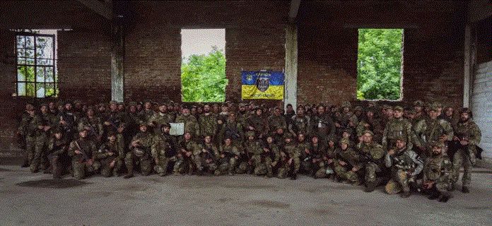 «На передовій невіруючих людей немає», — архієпископ Харківський та Слобожанський ПЦУ Митрофан