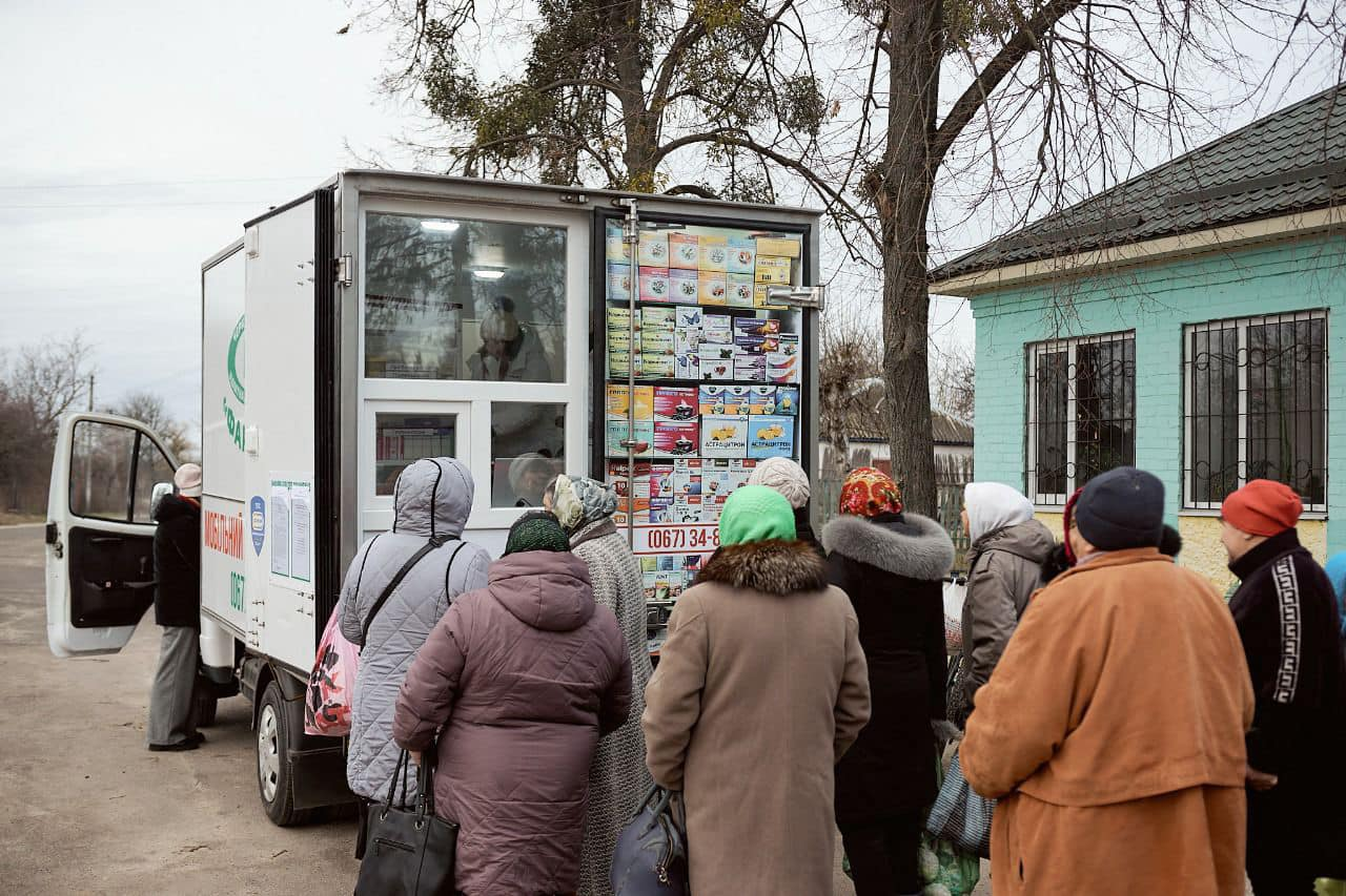 Ліки до самої хати: на Черкащині запрацював «Мобільний аптечний пункт»