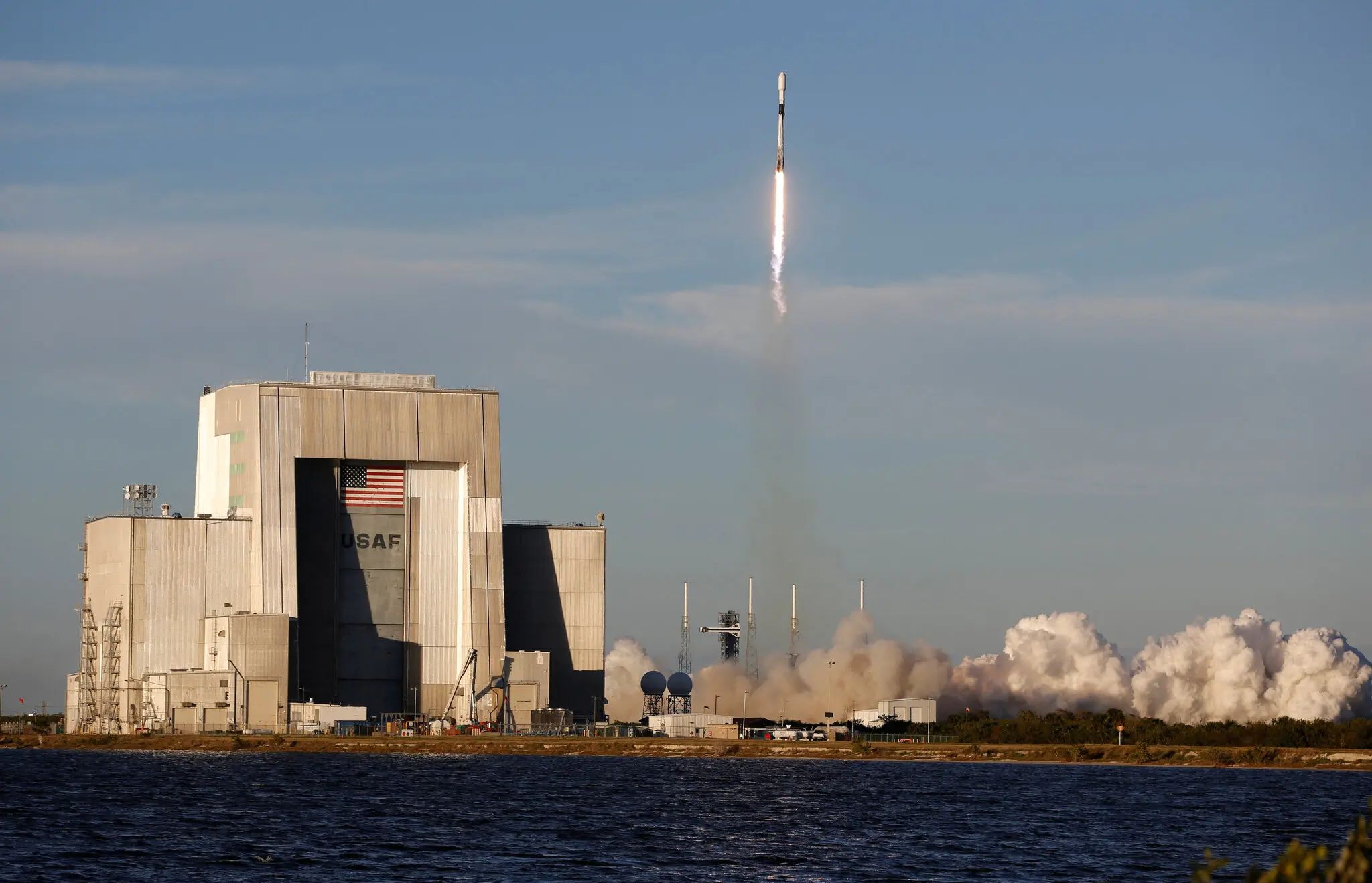 США запустили супутники, які мають боротися з «космічною зброєю» росії та відслідковувати гіперзвукові ракети.