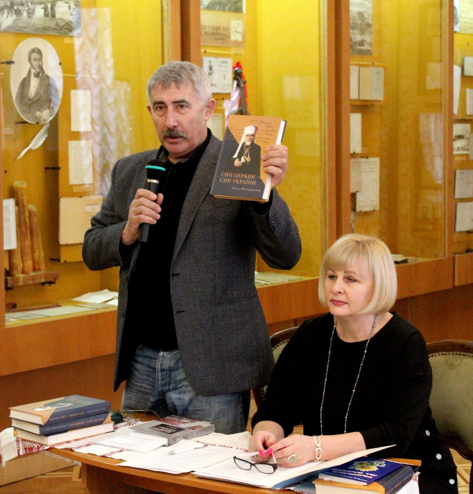 У Києві презентували романну оповідь письменника Василя Фольварочного про Йосипа Сліпого