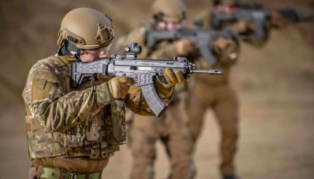 Укроборонпром виготовлятиме стрілецьку зброю за стандартами НАТО