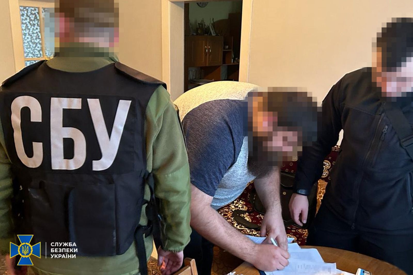 На Закарпатті московські попи поширювали комуністичну символіку та кремлівські наративи