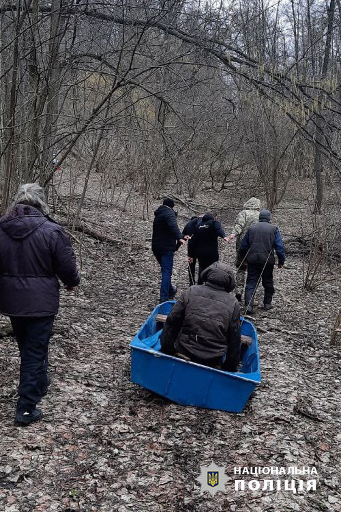 З квадрокоптером і тепловізором: поліцейські знайшли черкащанина, який два тижні блукав у лісі
