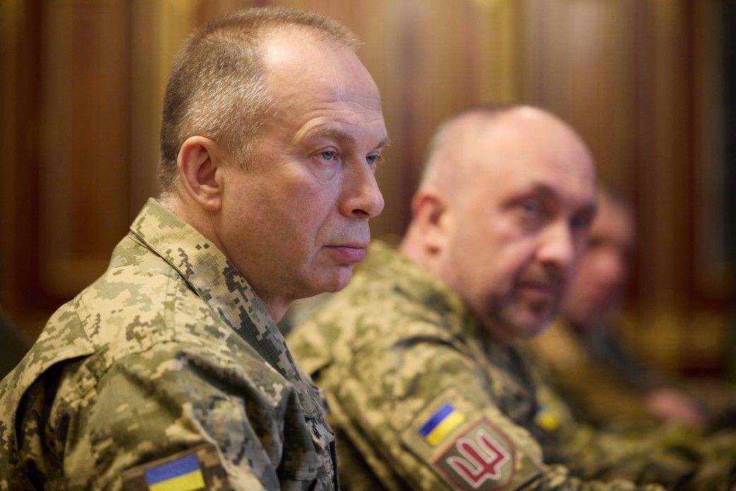 Зеленський надав Сирському карт-бланш на кадрові зміни у ЗСУ