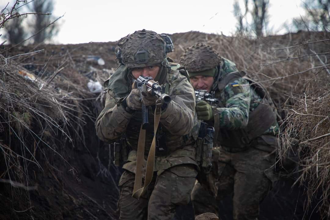 Позиції на лівобережжі Дніпра утримують та розширюють бійці ЗСУ