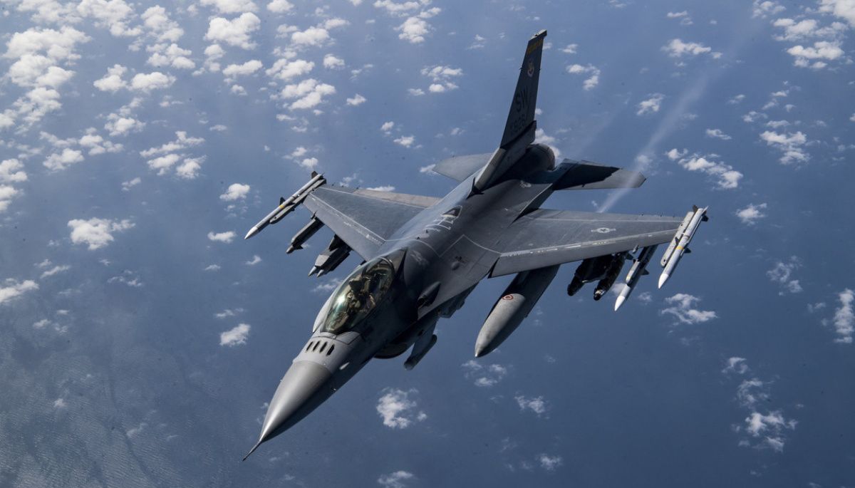 F-16 нададуть Україні не раніше літа й не у повному обсязі – New York Times