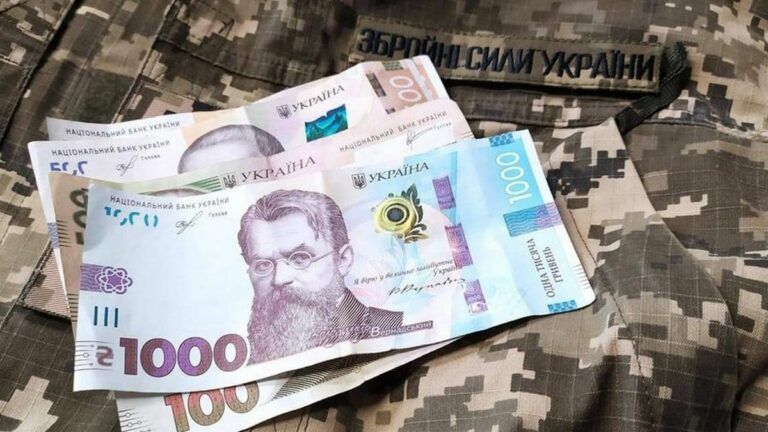 Не ризикуватимуть: чиновники та багатії уникнуть мобілізації завдяки владі