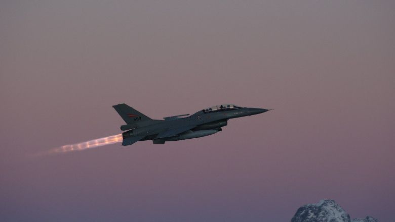 Українські пілоти навчатимуться на F-16 в Румунії