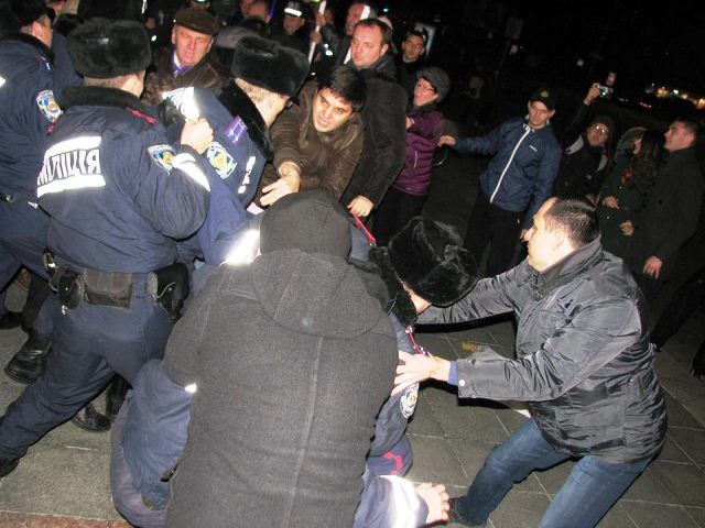 Справи Майдану: за силовий розгін протестувальників в Черкасах судитимуть екскерівників міліції