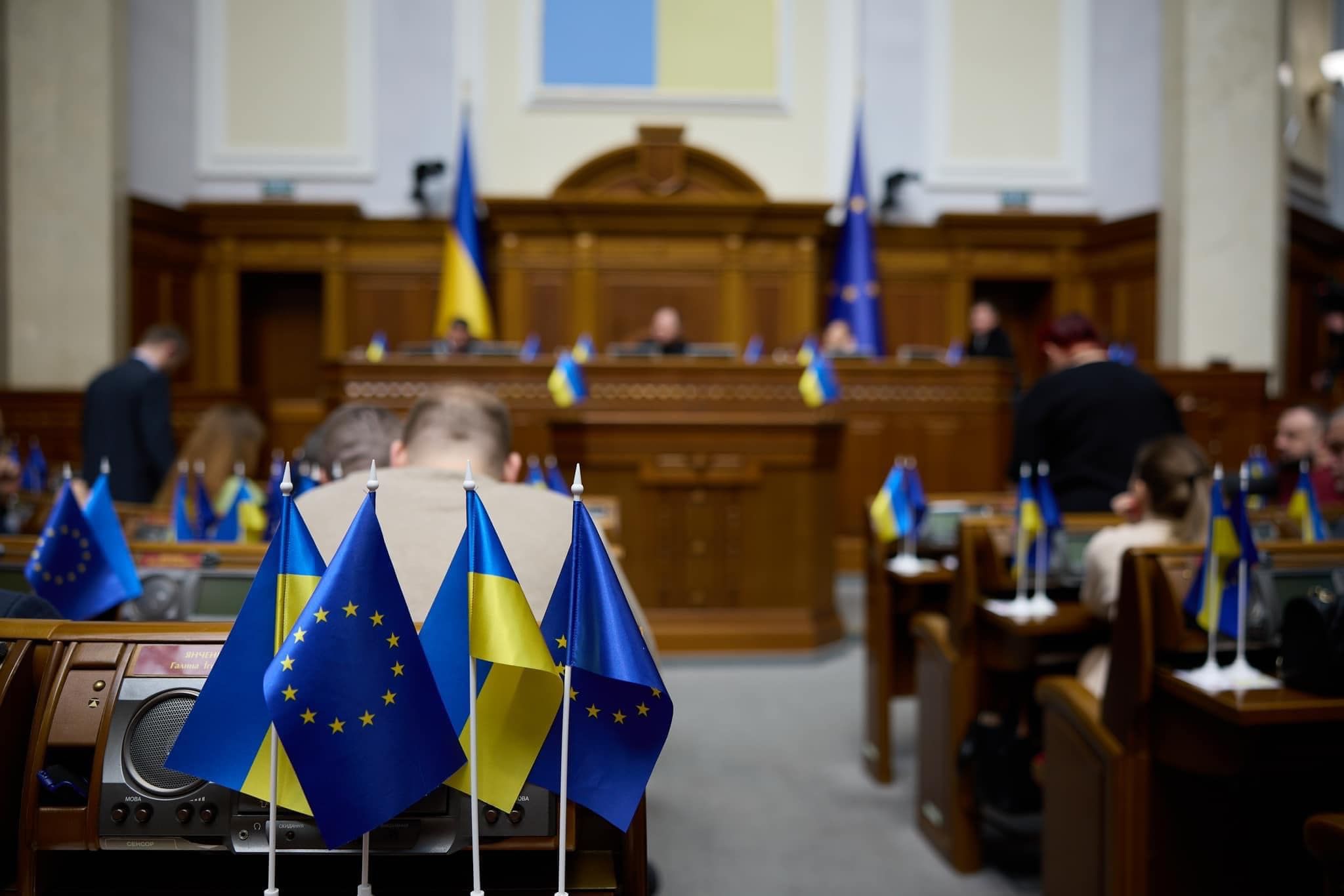 Верховна Рада засідала у березні лише 8,5 годин