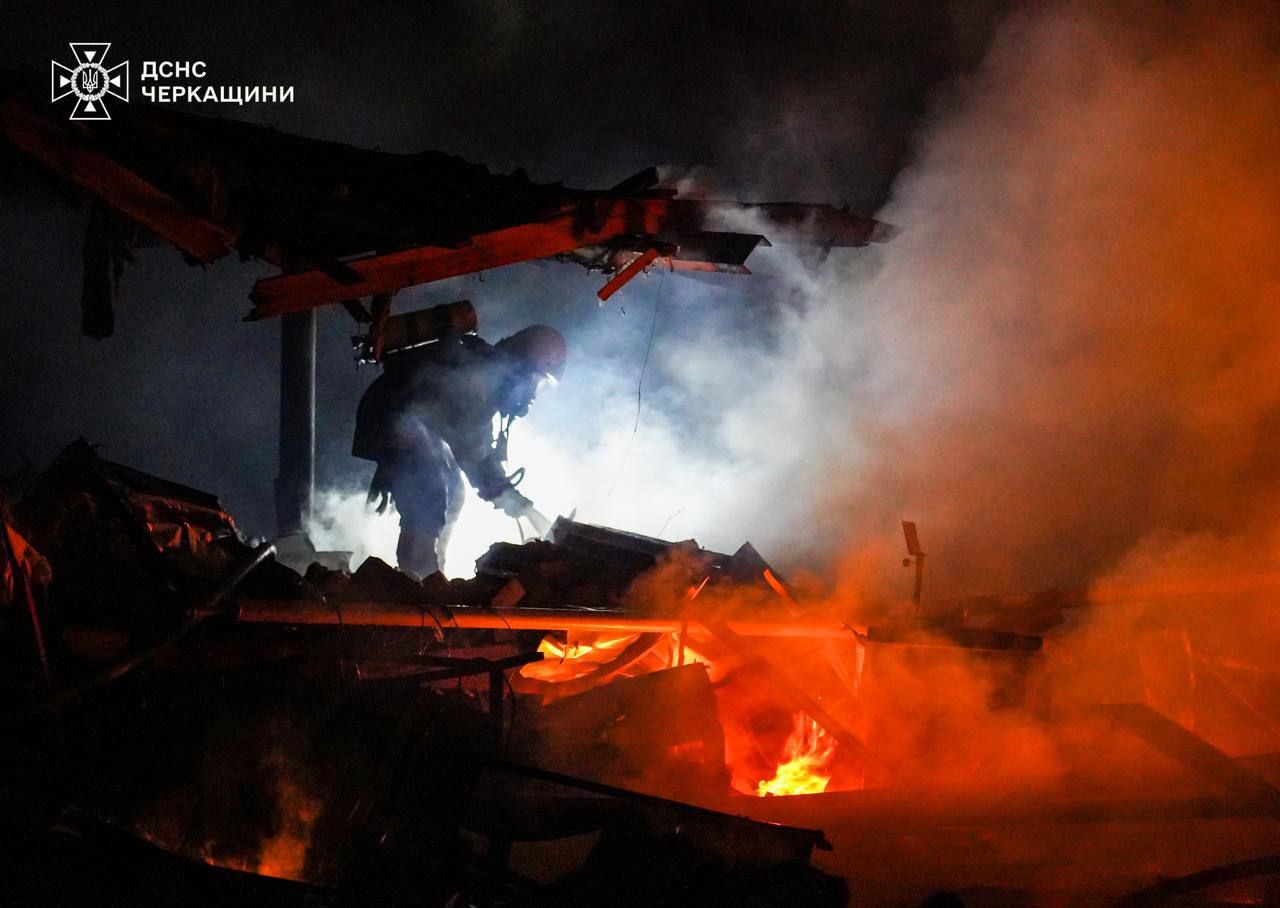 Україну атакувало 99 повітряних цілей рф: пошкодження в шести областях
