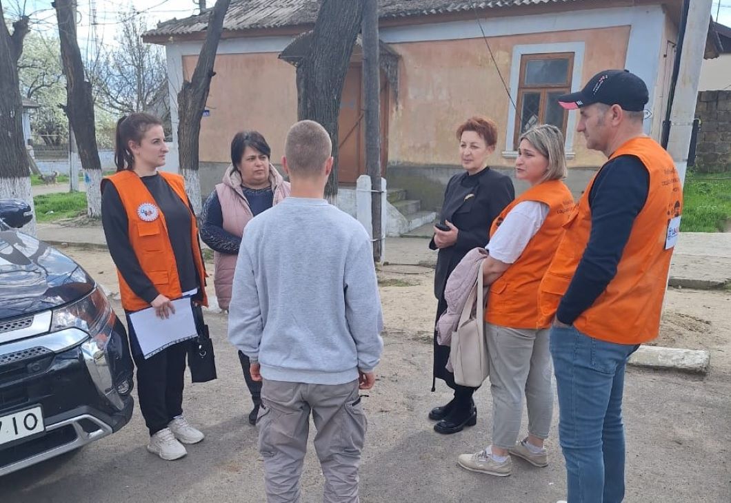 Під Ізмаїлом озброєні військові на бусі викрали 14-річного підлітка