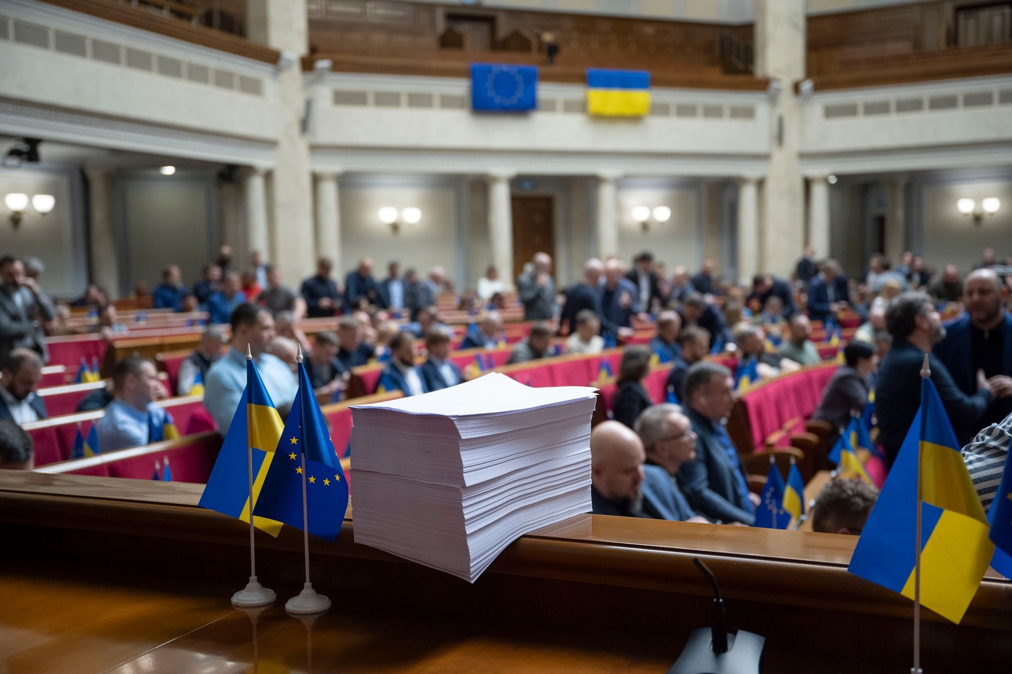 Рада схвалила в цілому скандальний закон про мобілізацію