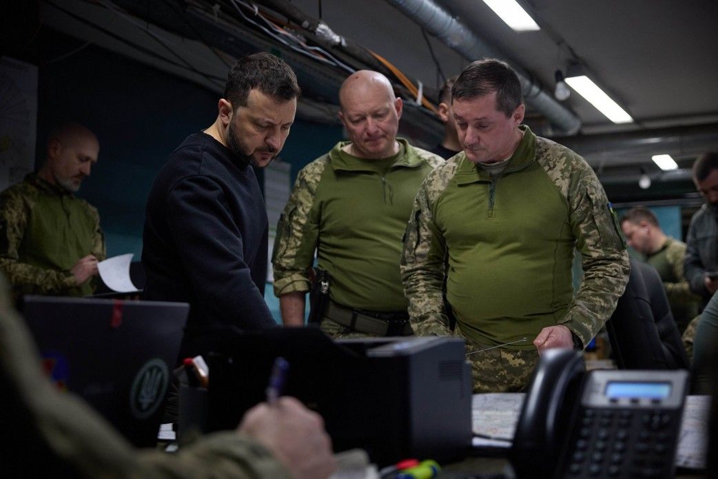 Зеленський відвідав один із командних пунктів 41-ї ОМБр - оборонців Часового Яру