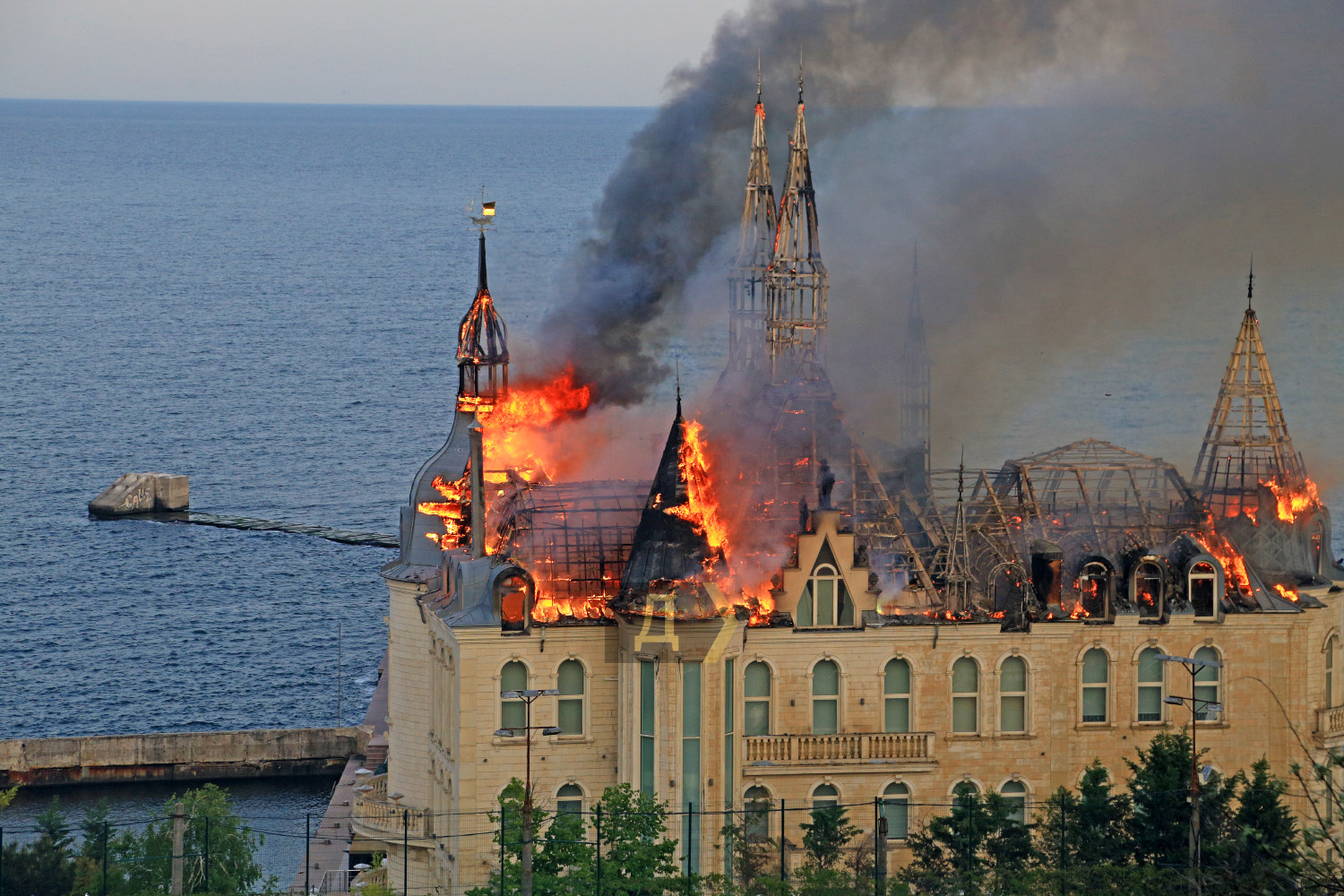 Підла тактика кацапів: рашисти наступають одразу на кількох напрямках і атакують мирні міста