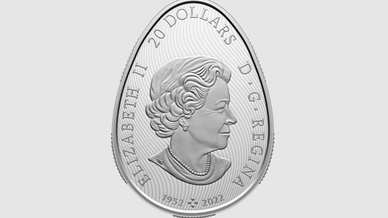 Дев’ята із колекції срібна монета у формі української писанки випущена в Канаді.