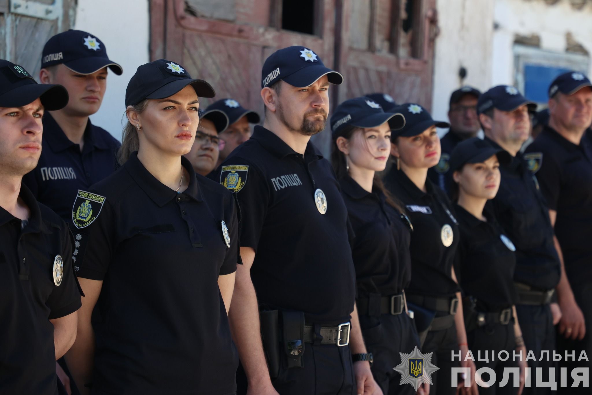 Поминальні дні: поліція чергуватиме біля кладовищ
