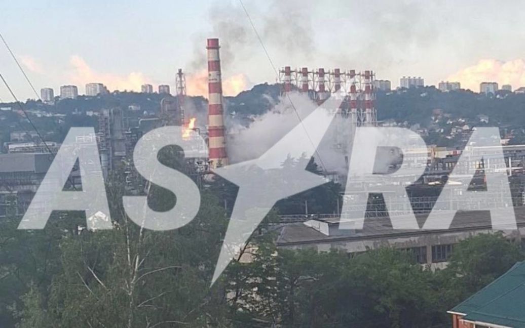 У Туапсе дрони атакували НПЗ, в Новоросійську – порт, у Криму -  Балаклавську ТЕС