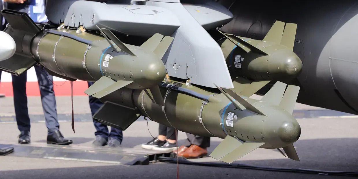 Франція надала Україні авіабомби AASM